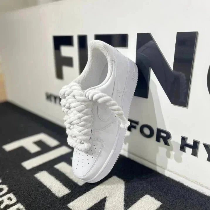 9 9
