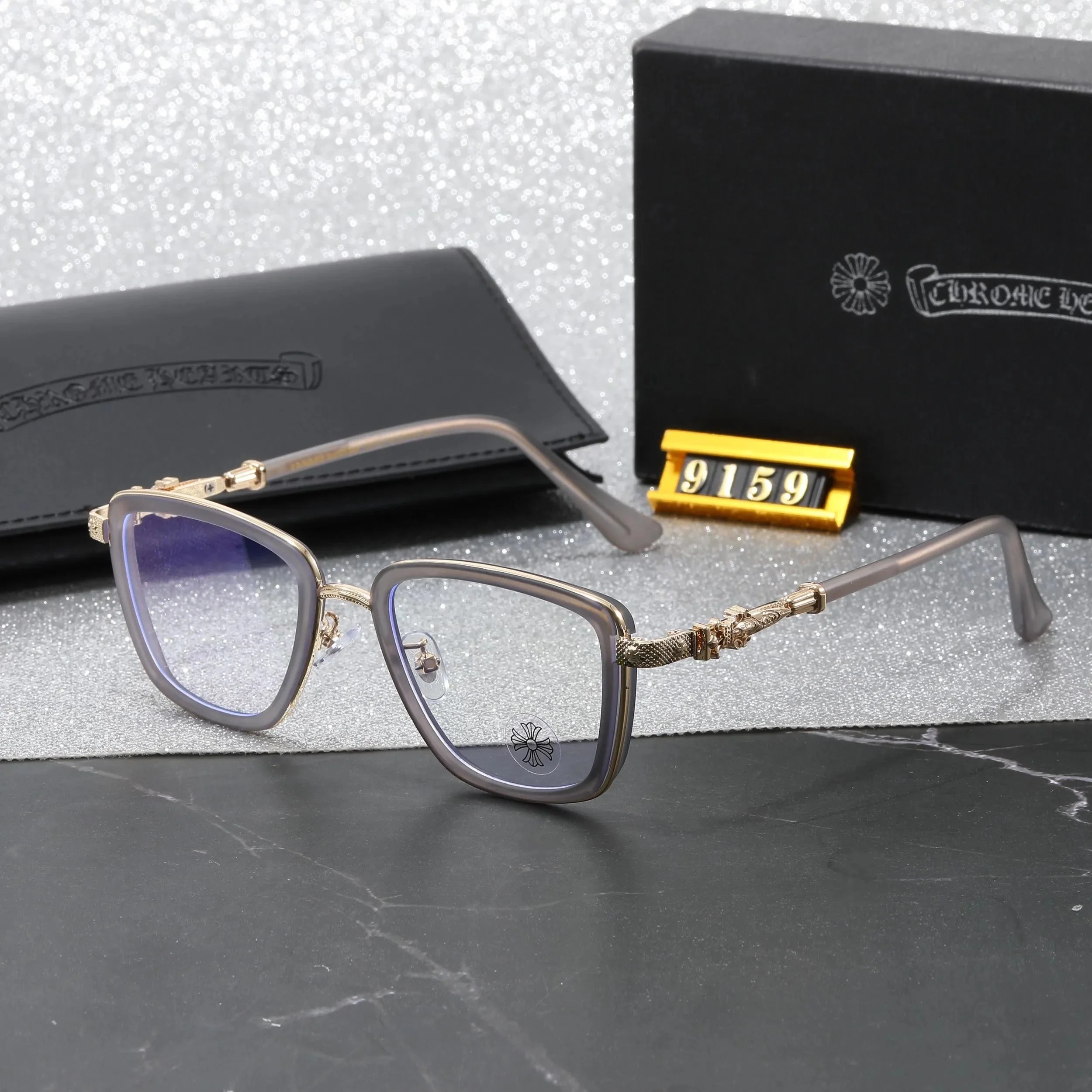 C18 C18