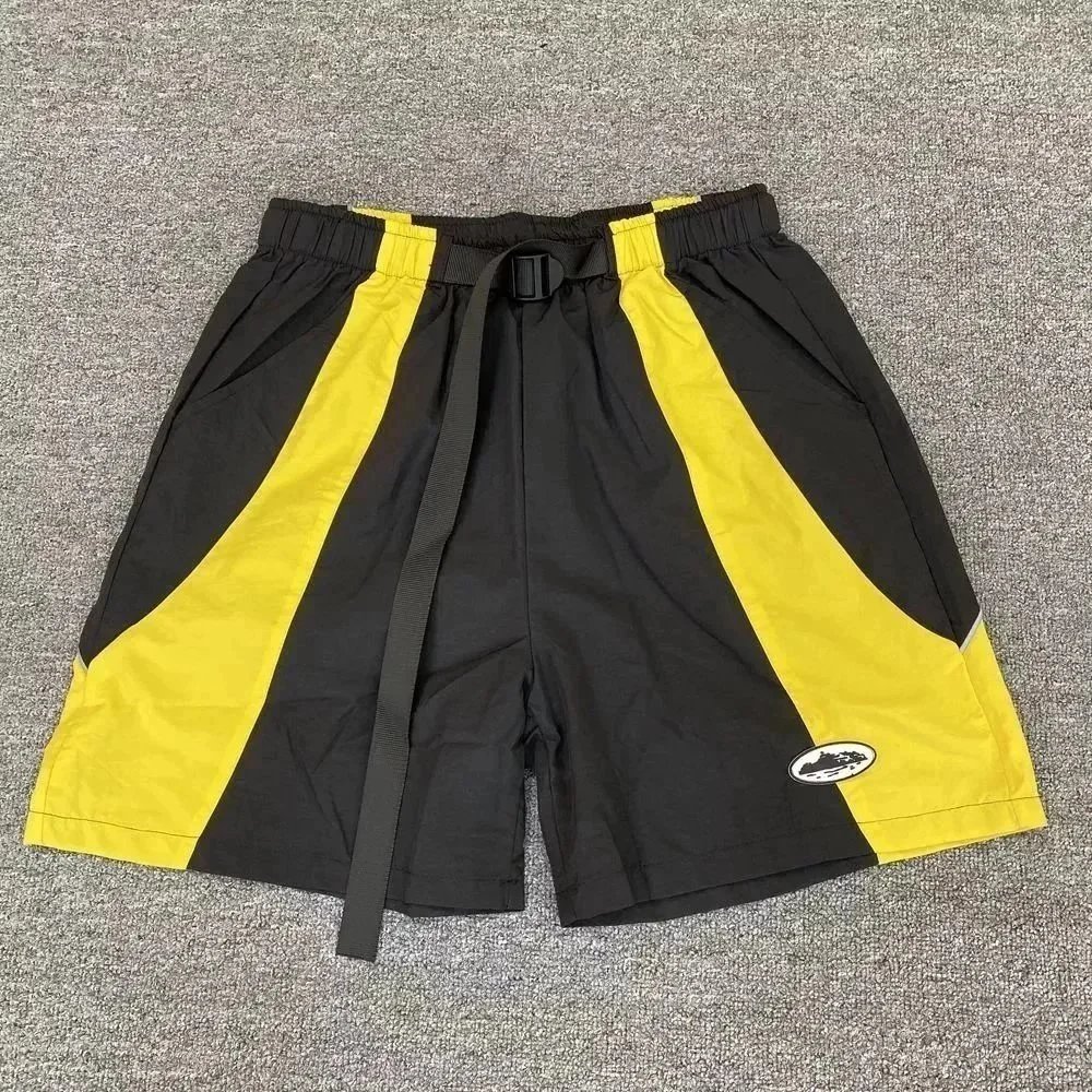 32 32