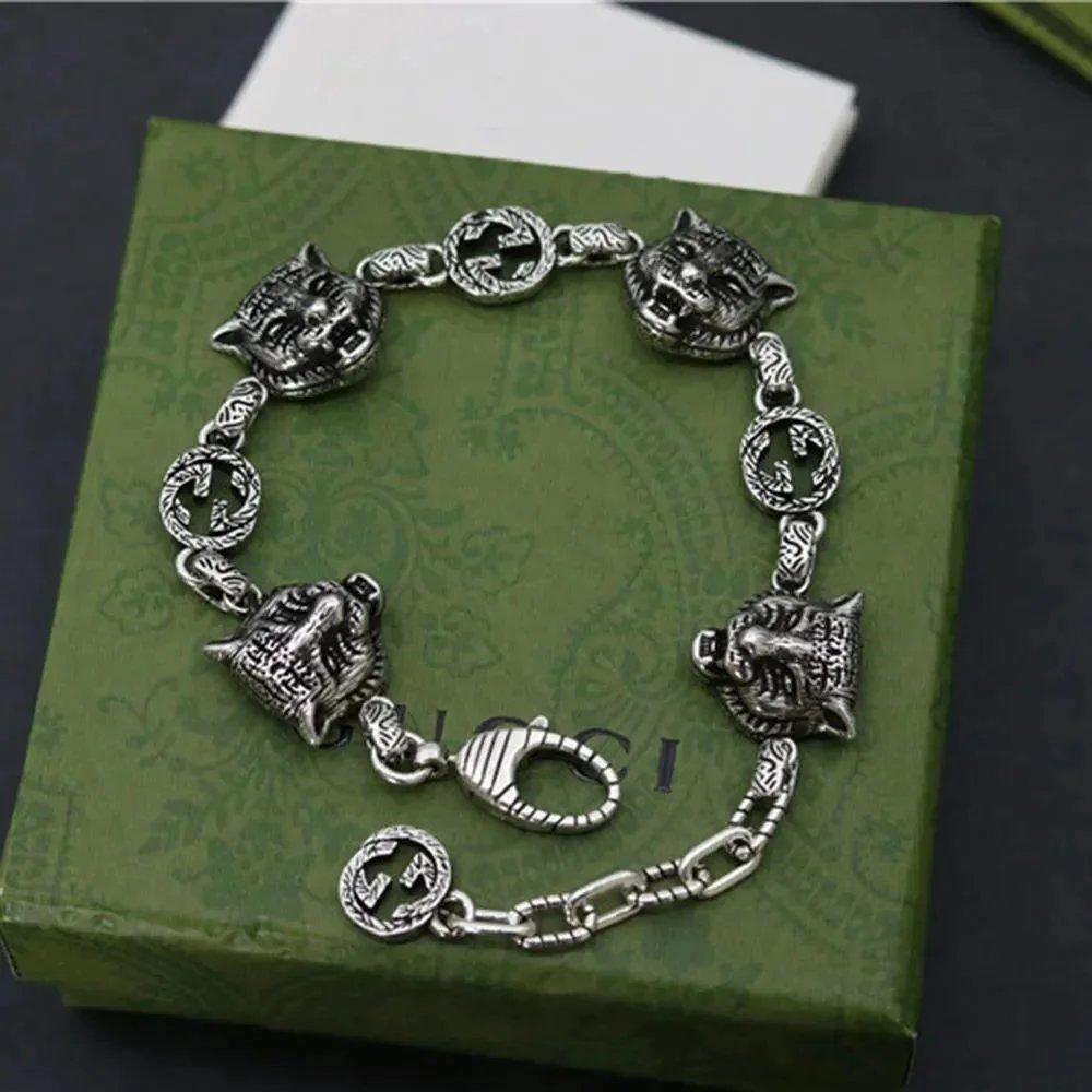 25 25